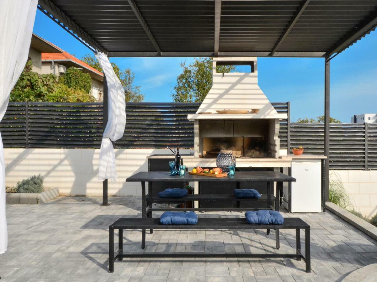 Deluxe Apartman Porto Trogir Exterior photo