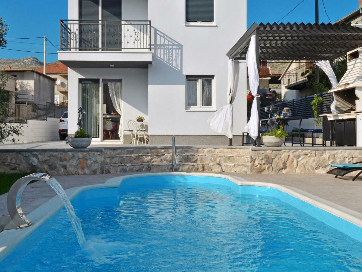 Deluxe Apartman Porto Trogir Exterior photo