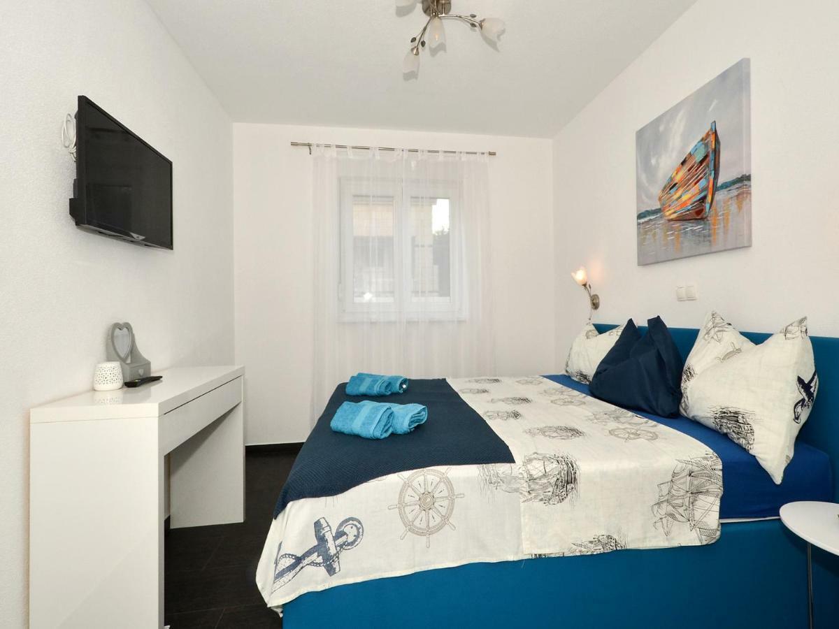 Deluxe Apartman Porto Trogir Exterior photo