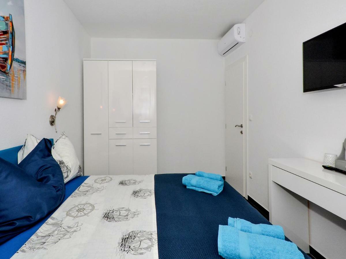 Deluxe Apartman Porto Trogir Exterior photo