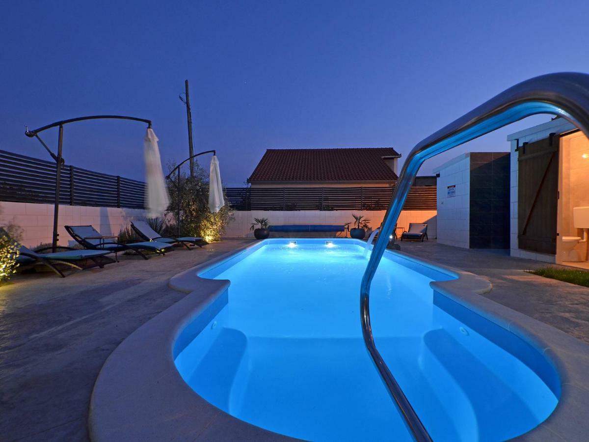 Deluxe Apartman Porto Trogir Exterior photo